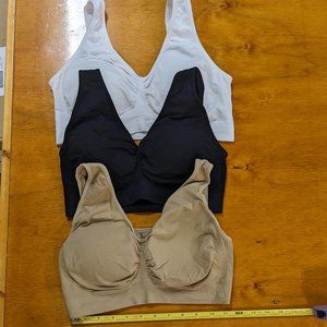 3 Seamless Pullover Bras : White Marilyn Monroe XL, Blk & Tan Genie Bras XL